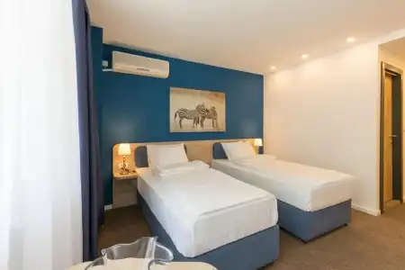 Premium Crown Suites - 2