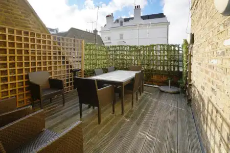 Queensgate Court - 42