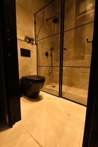 Jaffa King Gallery Boutique - 9