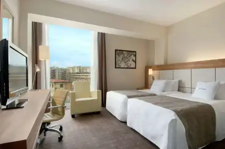 DoubleTree by Hilton Milan - 4