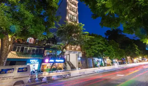 Hanoi Louis - 0