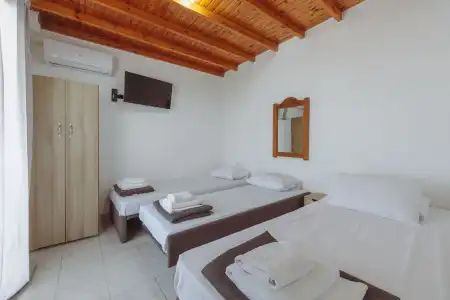 Pavlos Place - 242
