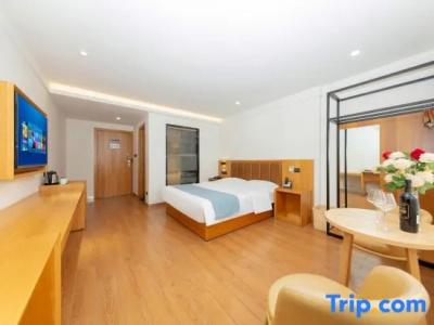 Savoy Homann - 76