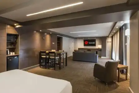 Hôtel & Suites Normandin Quebec - 90