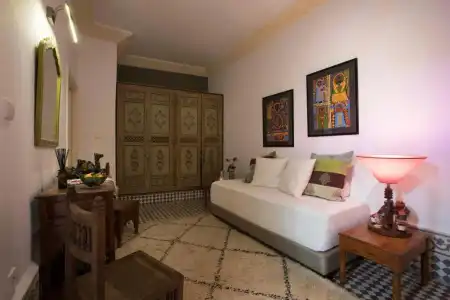 Riad  Emotion - 67