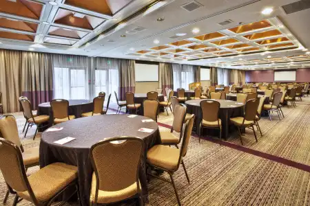 Crowne Plaza Kitchener-Waterloo by IHG - 17