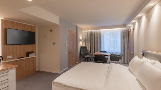 Holiday Inn Express and Suites Potsdam by IHG - 40