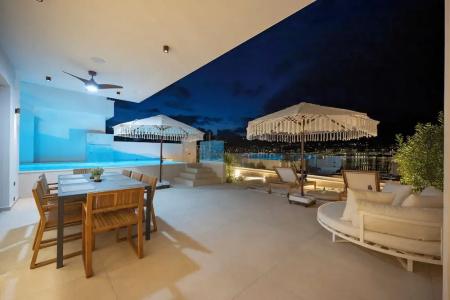 Brown Beach House & Spa - 18