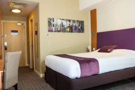 Premier Inn Dubai Investments Park - 5