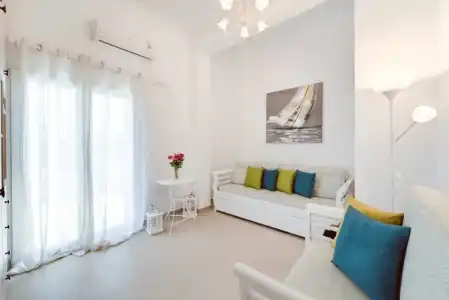 Queen of Santorini - 27