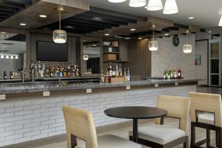 Embassy Suites Winston-Salem - 26