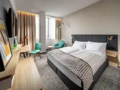 Clarion Vienna South - 77