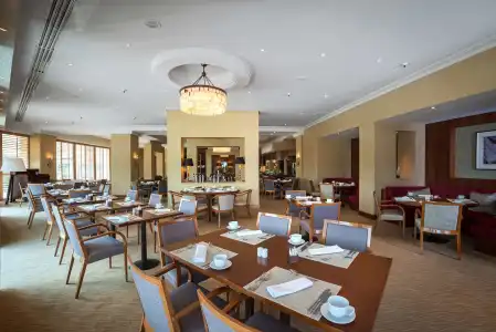 Hyatt Regency - 27