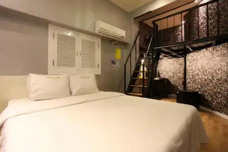 Zip - 49