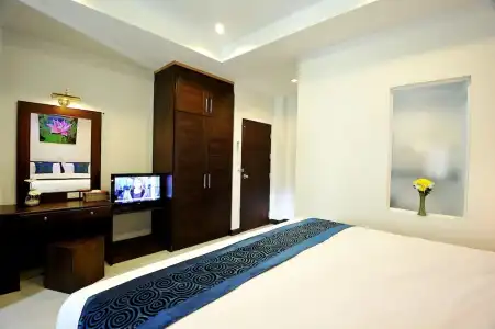Ruen Buathong Boutique - 50