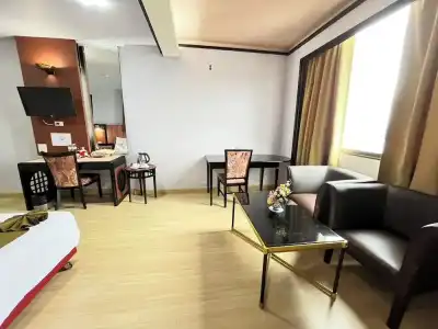 BP Grand Tower - 37