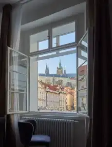 Three Golden Crowns Apartments - 8