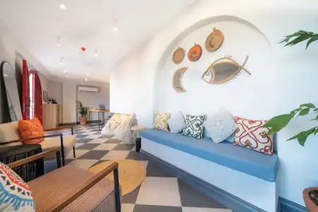 Reddoors Suites Sea View - 1