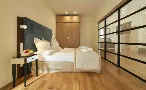 HiLight Suites - 18