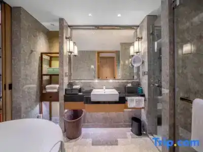 Crowne Plaza Kunming Ancient Dian Town by IHG - 92