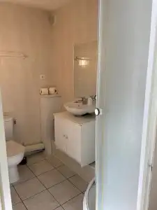 Authentic by Balladins, Hôtel le Carré d'Aix - 85