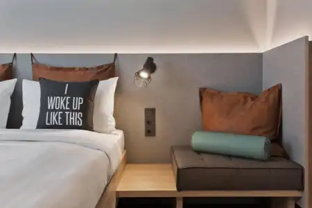 Moxy Lausanne City - 43