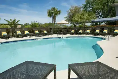 Hampton Inn Hilton Head - 14