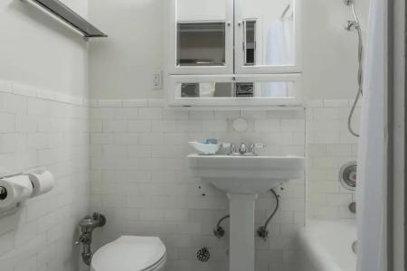 Funky Pool Side Cabana in Dtphx - 24