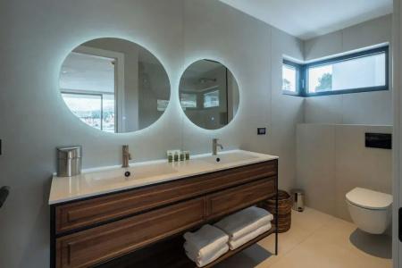 Brown Beach House & Spa - 16