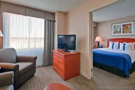 Holiday Inn & Suites Ottawa Kanata by IHG - 5