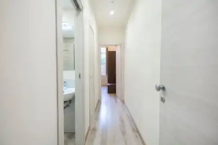 B&B Ambitious - 10