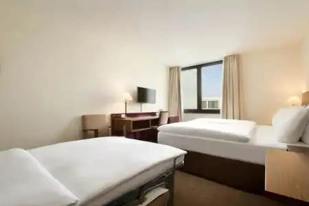 Ramada by Wyndham Nuernberg Parkhotel - 22