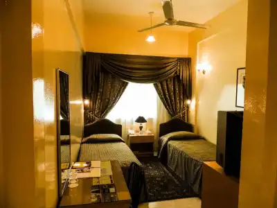 Royalton - 4