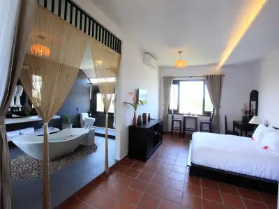 East West Villa - 28