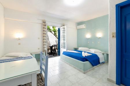Stratos Studios & Apartments - 41