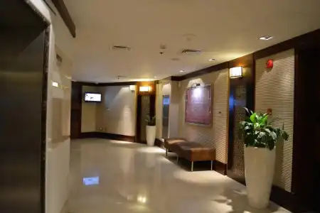 Grand Regal - 2