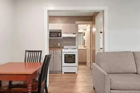Oasis Inn - 26