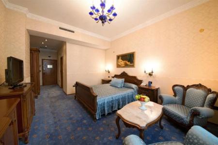 Grand London - 1