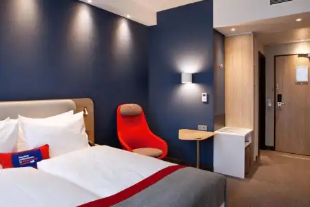 Holiday Inn Express Munich - Olympiapark by IHG - 3