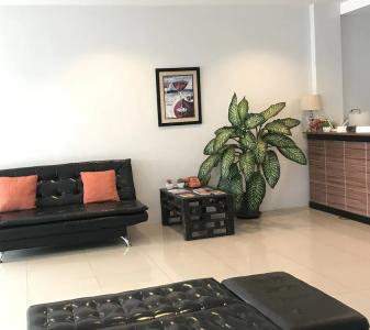 M Place - 10