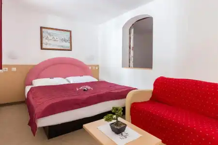 Center - 101