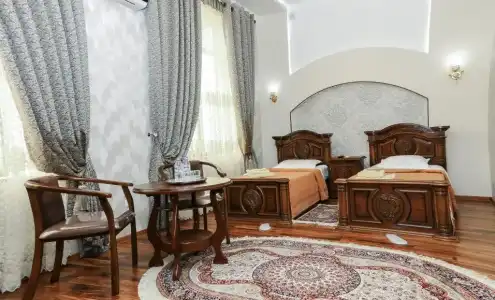 Luxury Guesthouse - 4