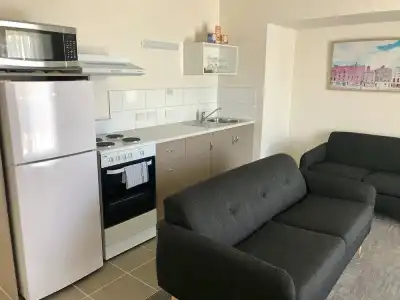 Adina Place Motel Apartments - 17