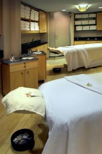 Newport Marriott & Spa - 5