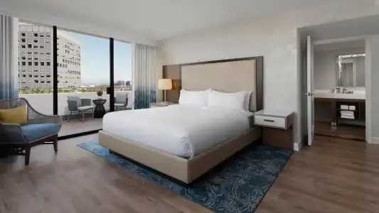 Renaissance Newport Beach - 127