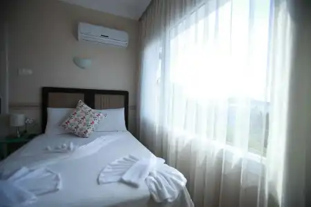 Tunc Otel - 37