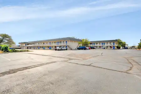 Motel 6 Wichita, KS - 18
