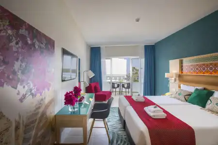 Leonardo Cypria Bay - 3