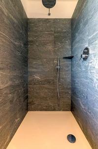 B&B Feldmessner - 80