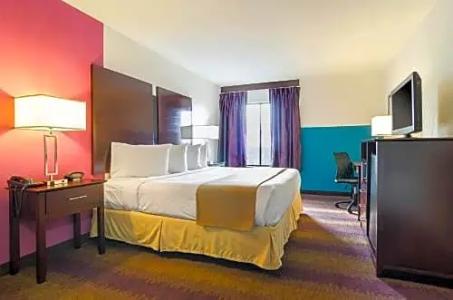 Holiday Inn & Suites RICHMOND - WEST END by IHG - 37